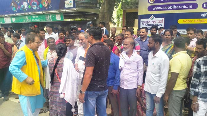 Vendors Protest against anti people policies